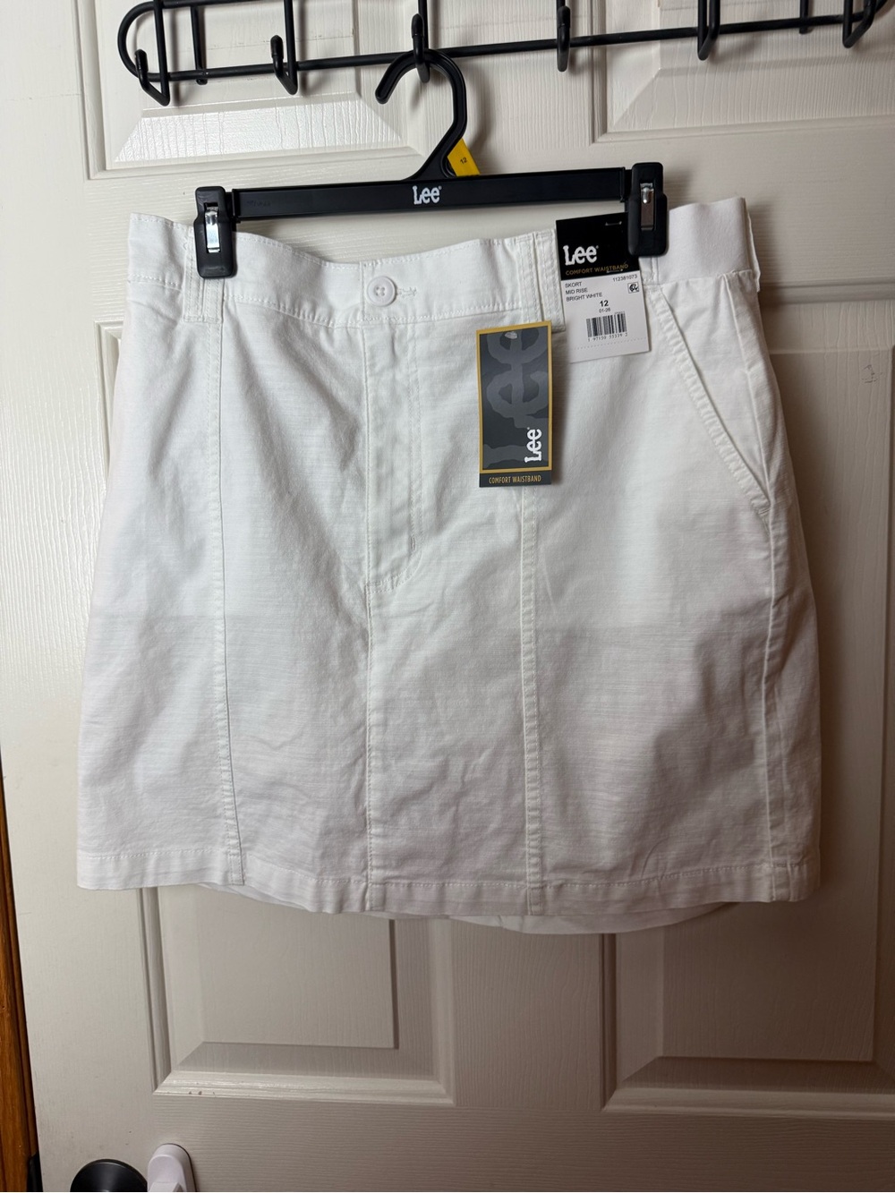 Lee White Women's Skort with Front Seams